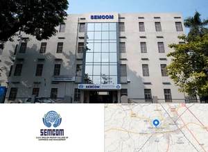 SGM English Medium College of Commerce and Management, CVM University campus view