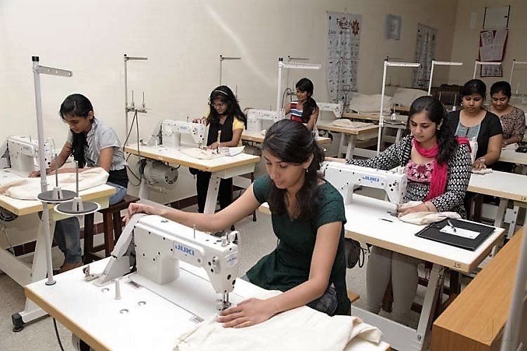 Sewing Lab