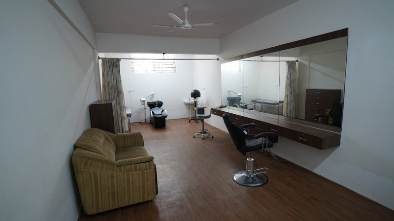 Boys Hostel Spa Room