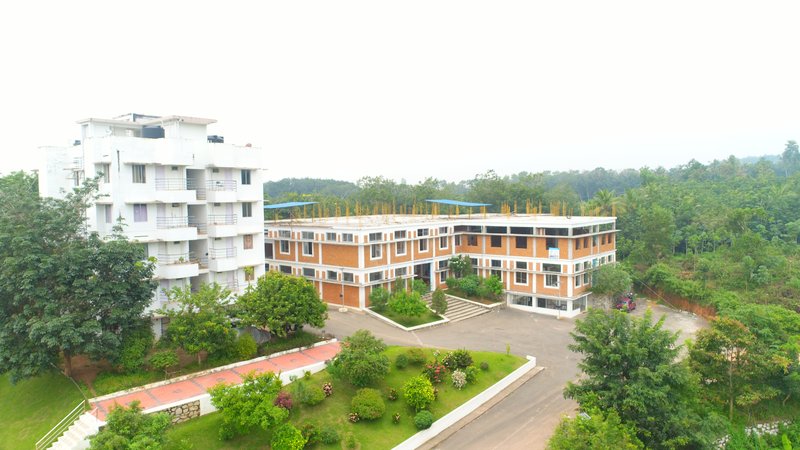 Thumbnail 2 Thumbnail 2