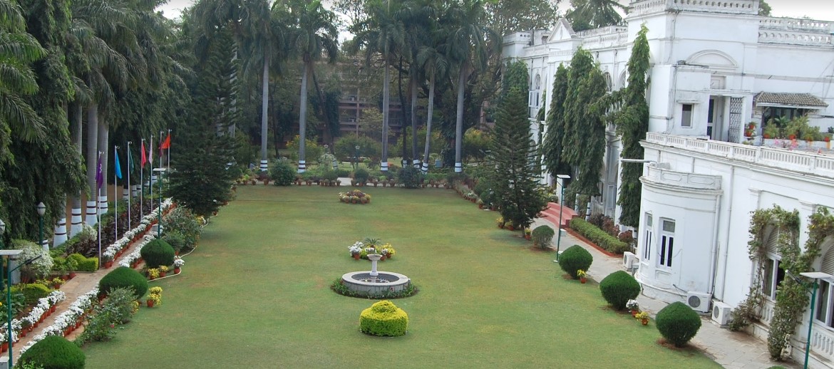 ASCI Bella Vista Campus Lawn