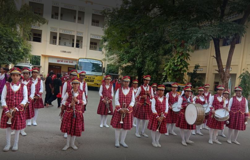 College Team Band
