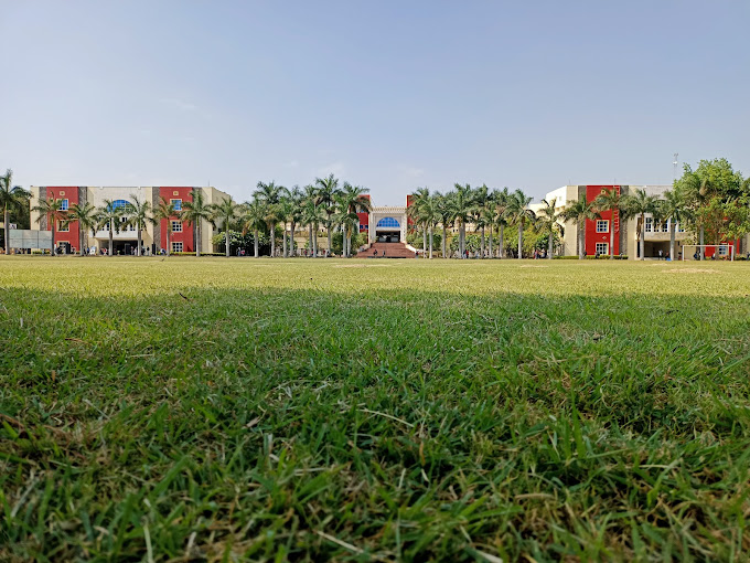 Campus Ground