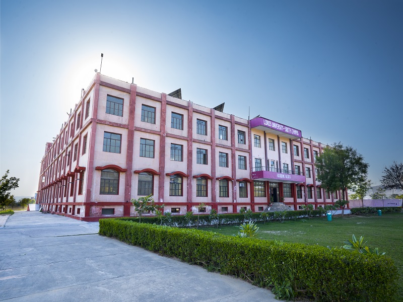 Campus Buidling