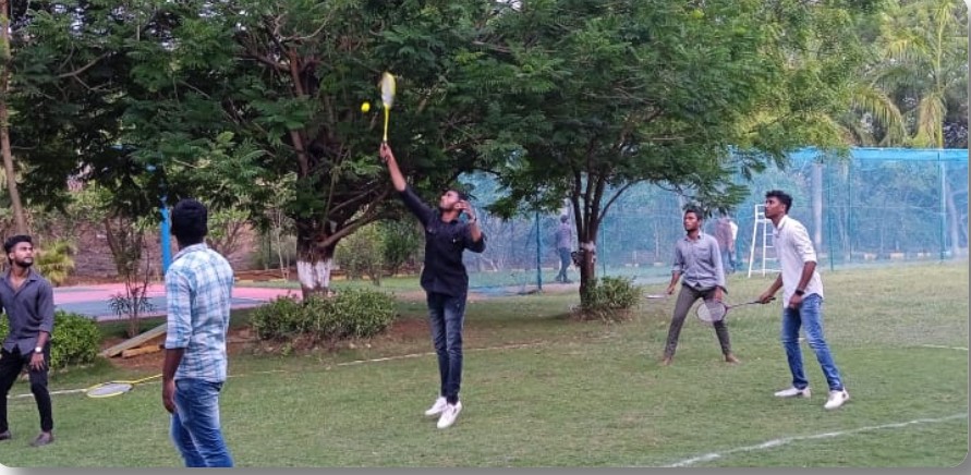 Badminton