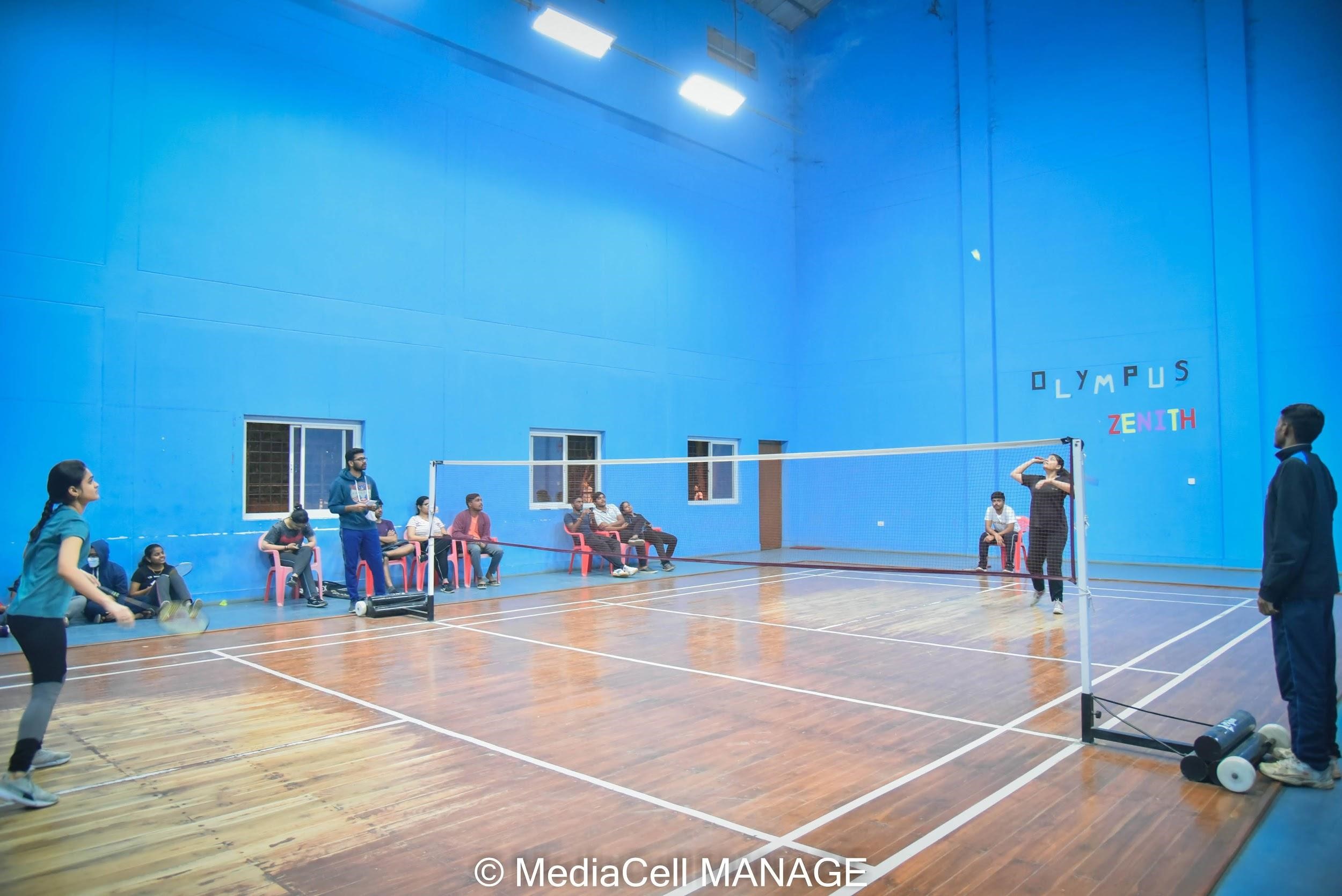 Badminton