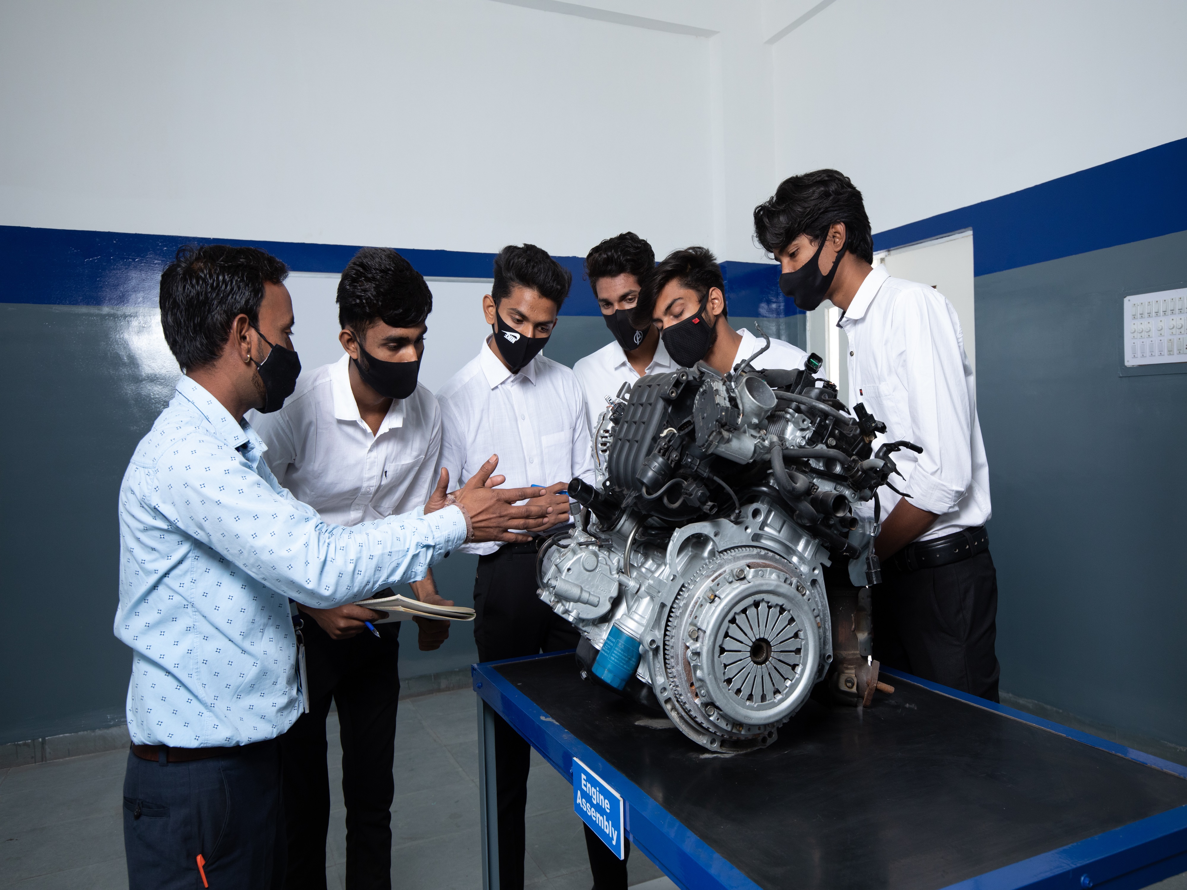 Engine Lab
