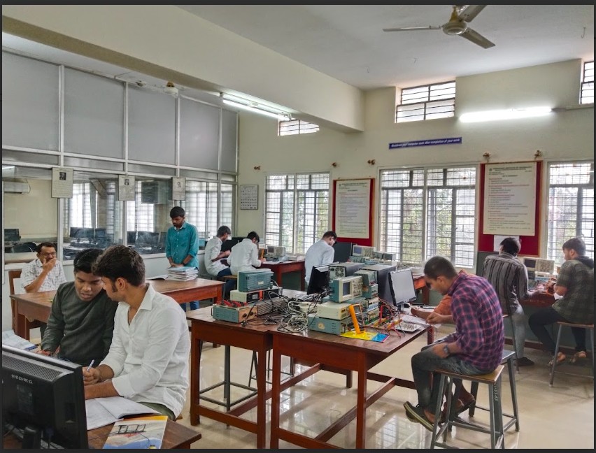Electronics and Communication Lab