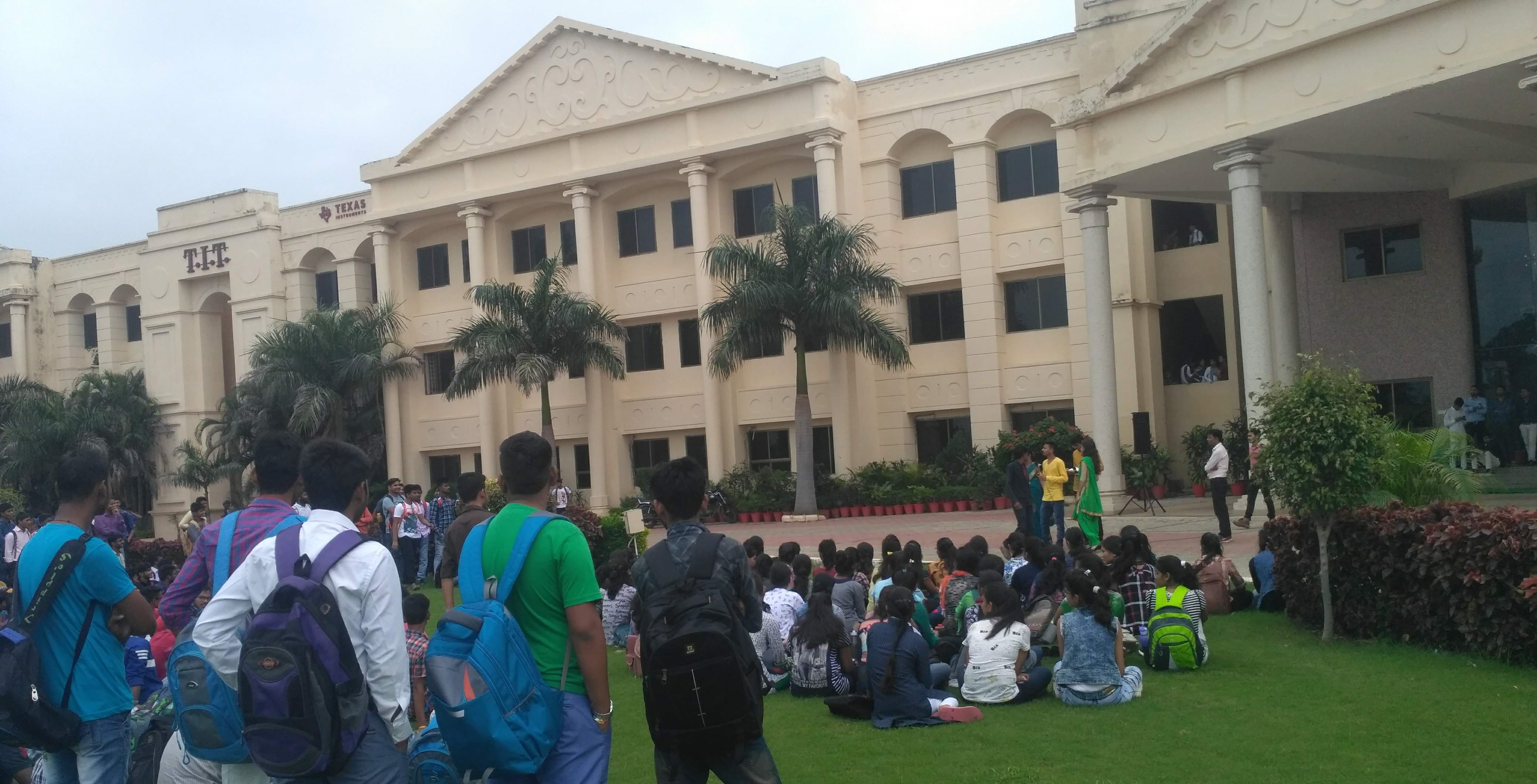 Campus View