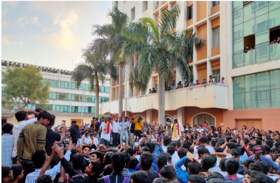 Campus Crowd