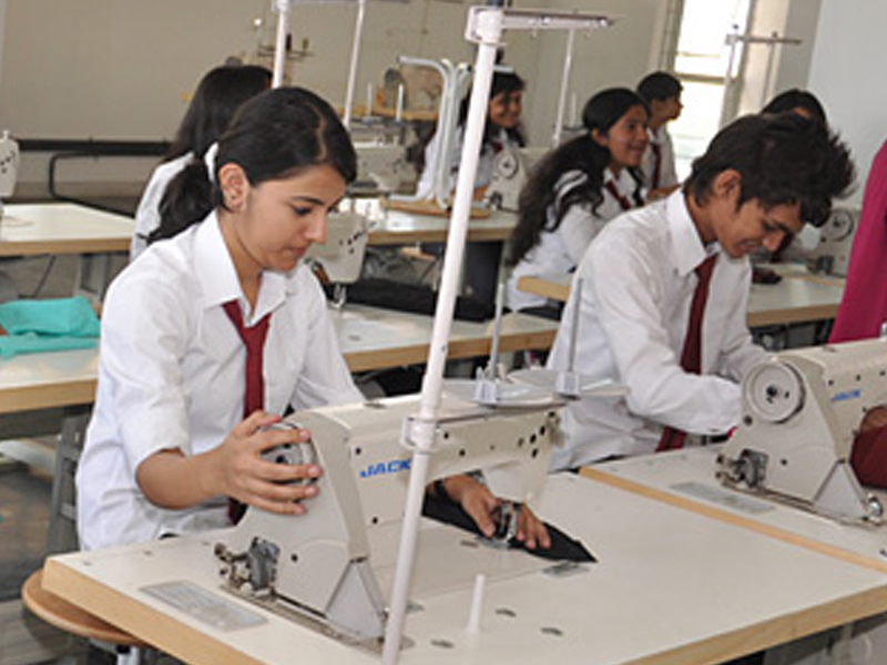 Sewing Lab